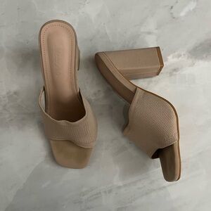 Cuccoo tan heeled mules